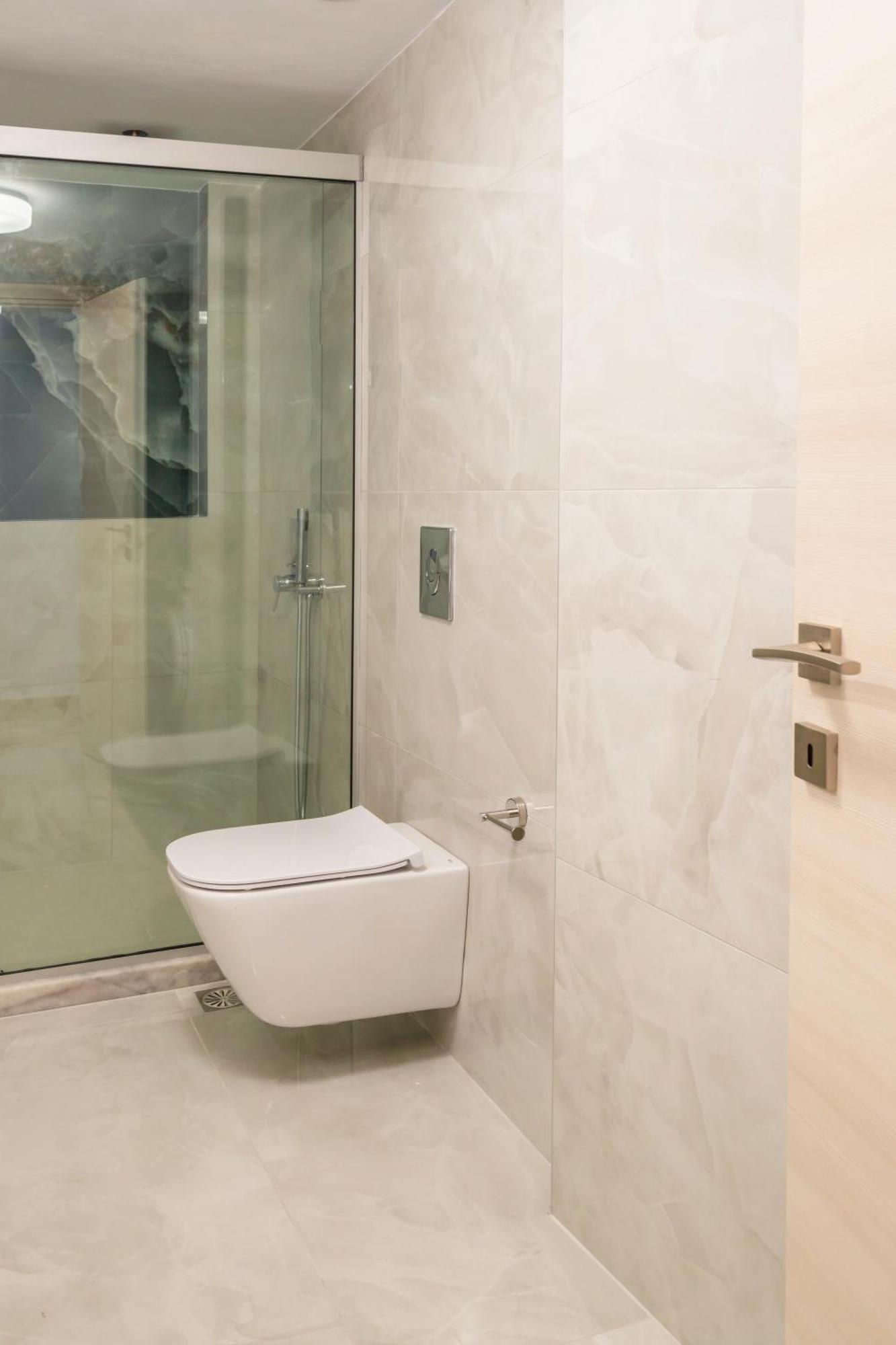 Neon 2Br Luxurious Central Apt Heraklion 外观 照片