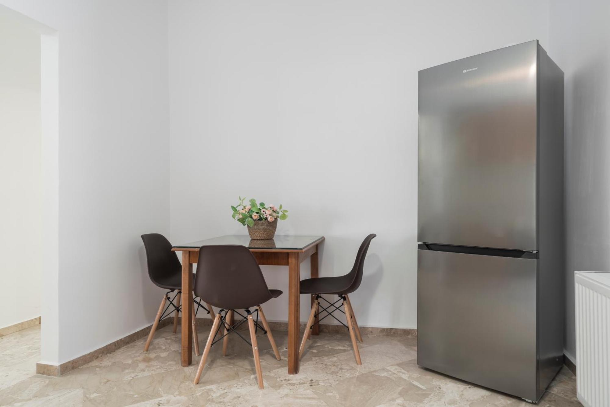 Neon 2Br Luxurious Central Apt Heraklion 外观 照片