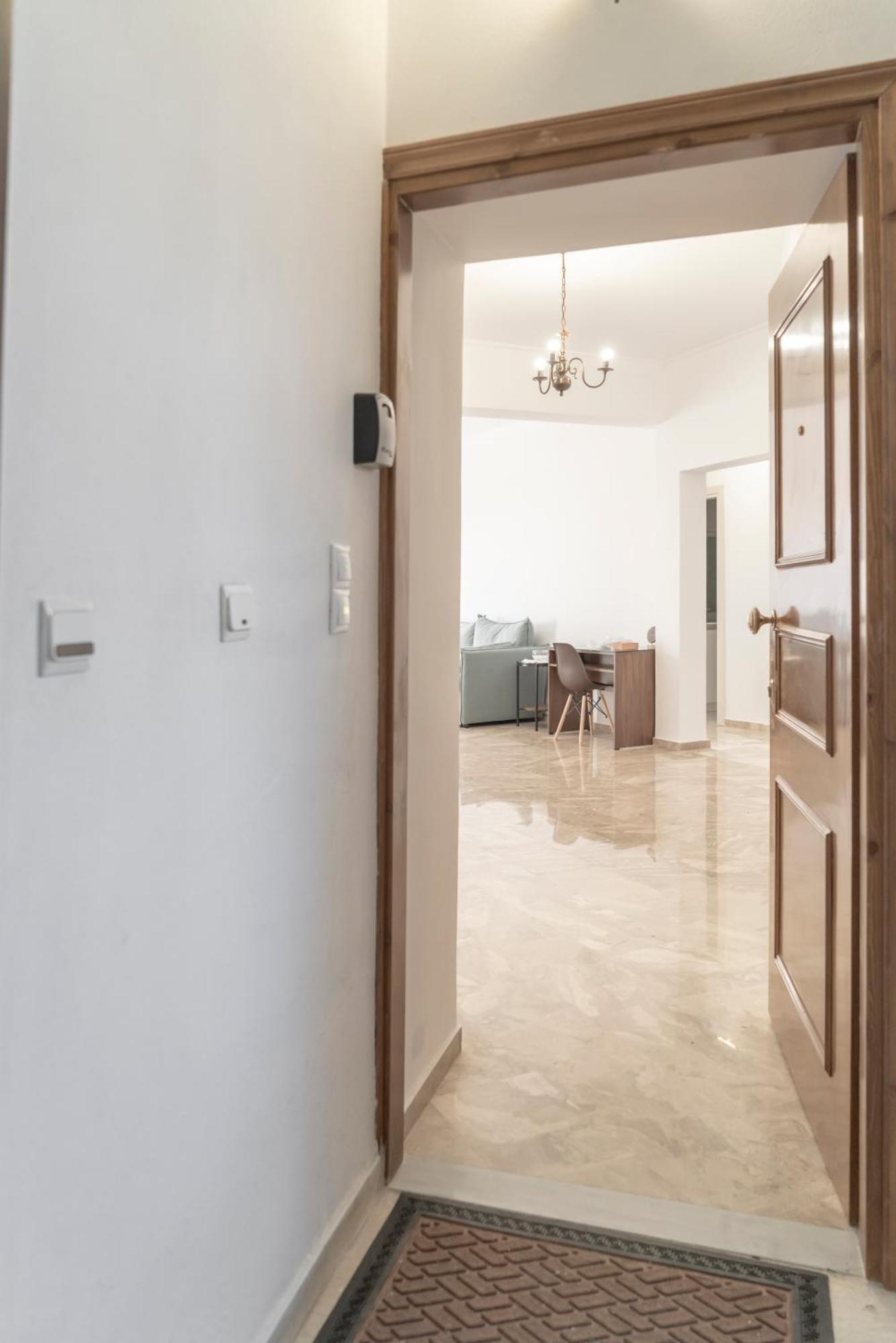 Neon 2Br Luxurious Central Apt Heraklion 外观 照片