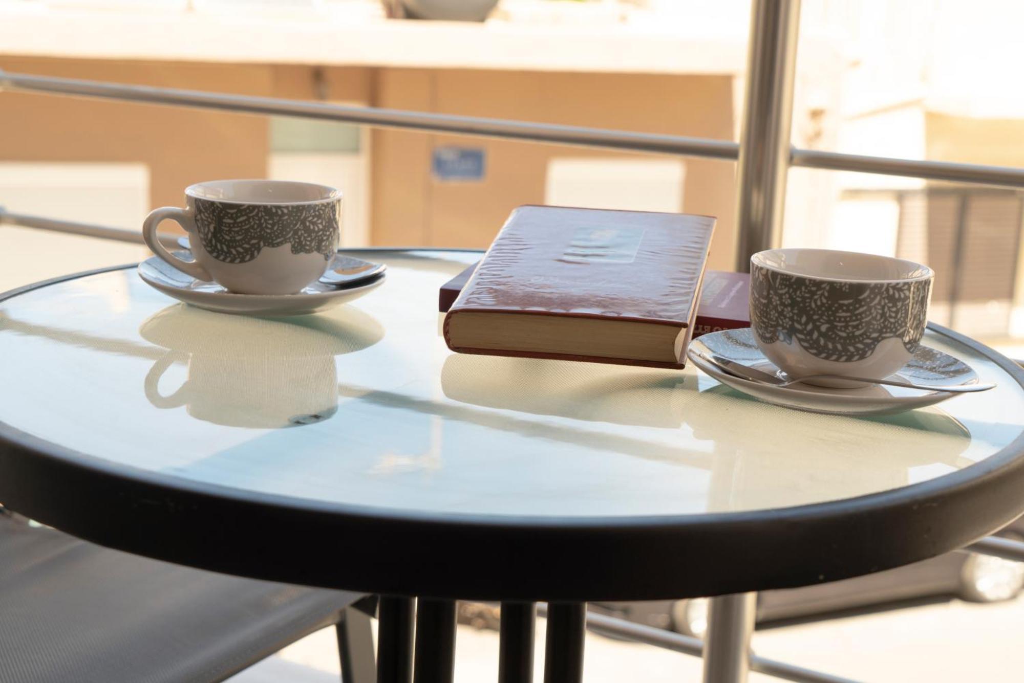 Neon 2Br Luxurious Central Apt Heraklion 外观 照片